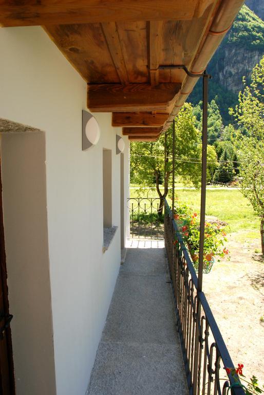 Il Borgo Antico Apartment Cadarese ภายนอก รูปภาพ